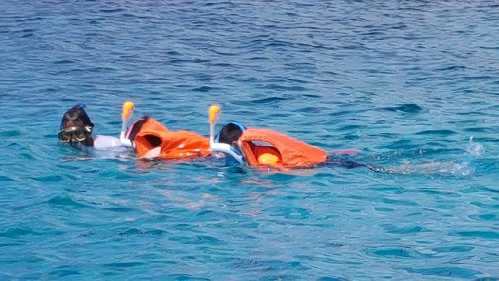 ホテル エクア リーフ モルディブ アッドゥ環礁 エクステリア 写真